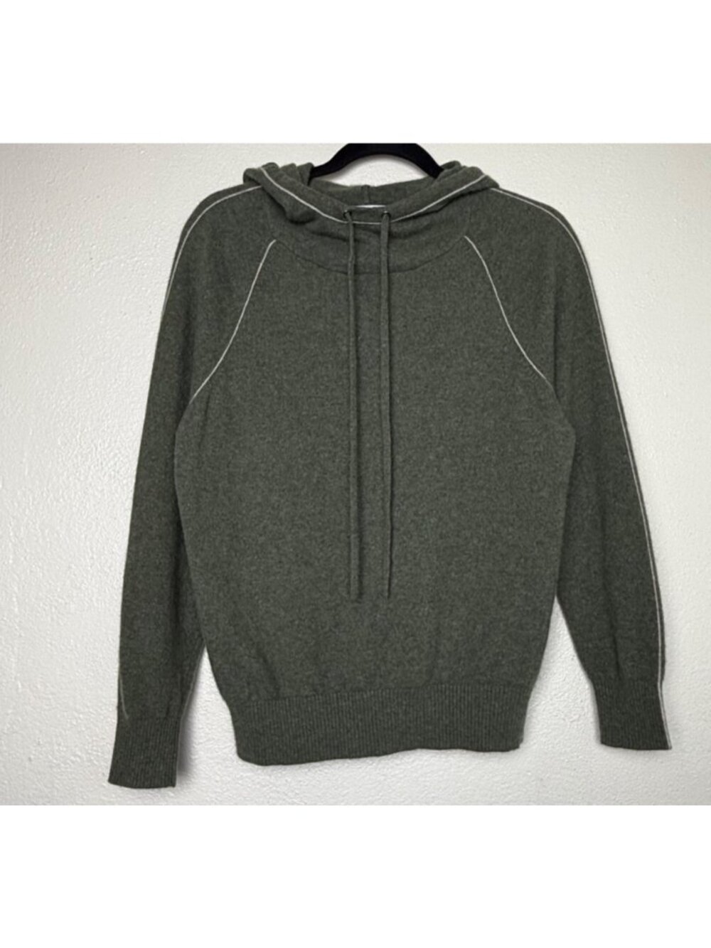 Garnet Hill Women's Cashmere Hoodie SweaterIn Olive Green Size M